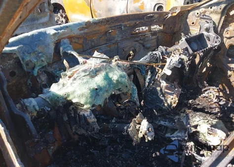 2013 Infiniti Jx35 z USA, uszkodzony, nr VIN 5N1AL0MN8DC349344